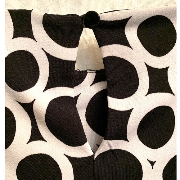 Calvin Klein | Sleeveless Top - Picture 5 of 6